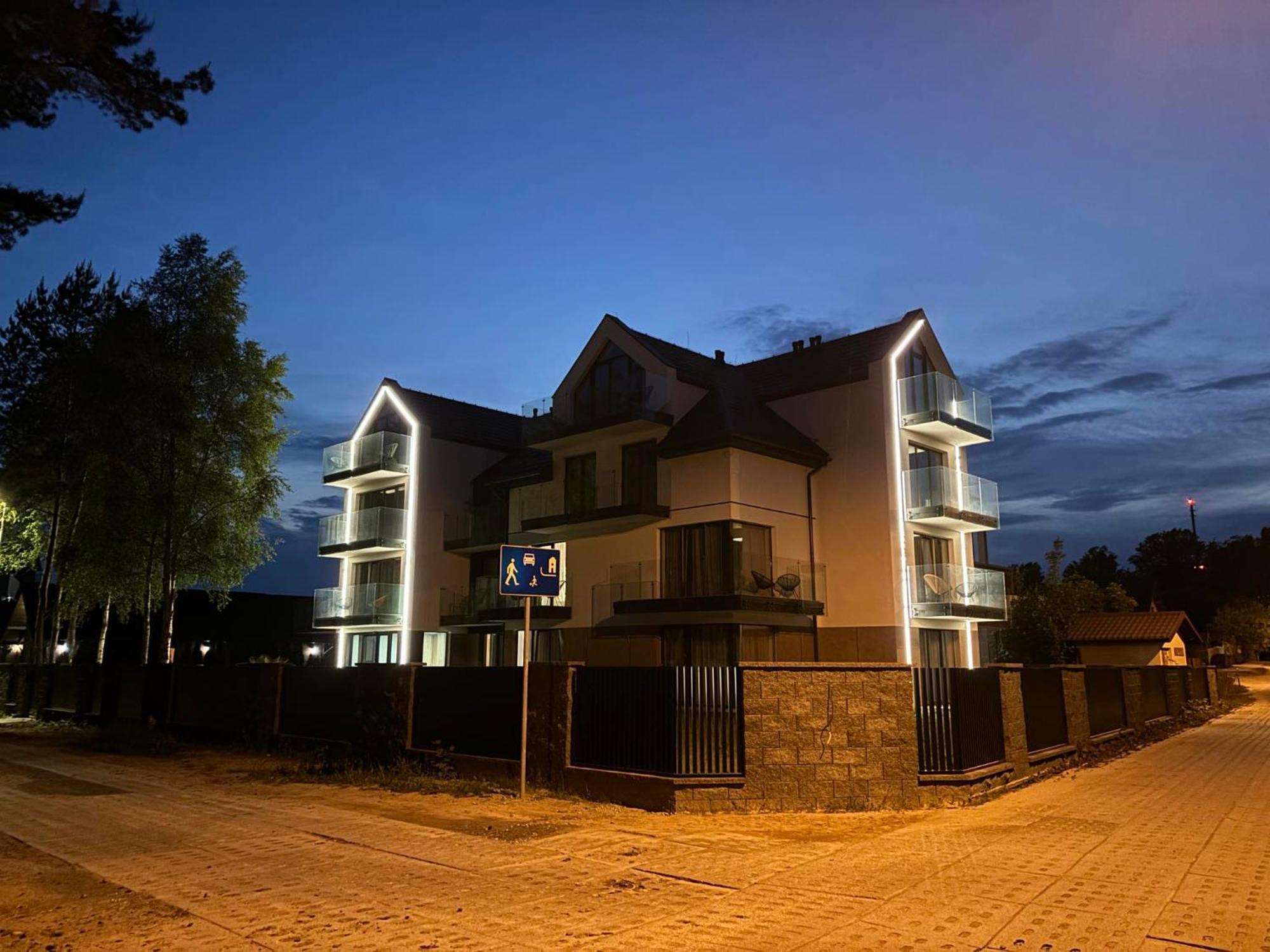 Eden Premium Lodge *